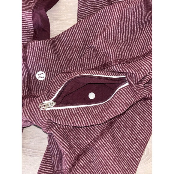 Lululemon Athletica Sz 4 Striped Long Sleeve Thumbhole Zip Pocket Workout Top - Picture 8 of 8
